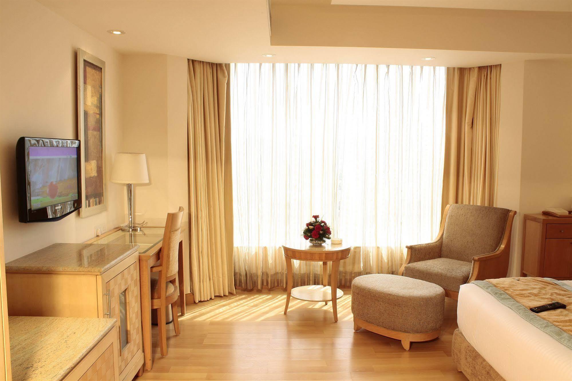 Vista Park Hotel Gurgaon Luaran gambar